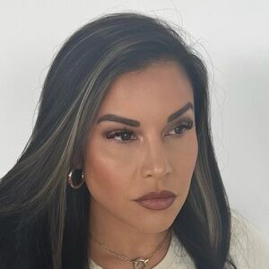 Meet your Posher, Sydney